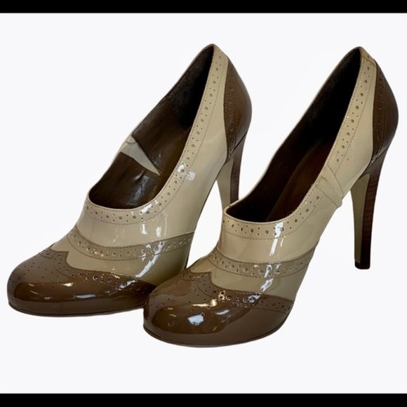 💖 Host Pick💖Guess by Marciano Brown heels - Picture 1 of 7